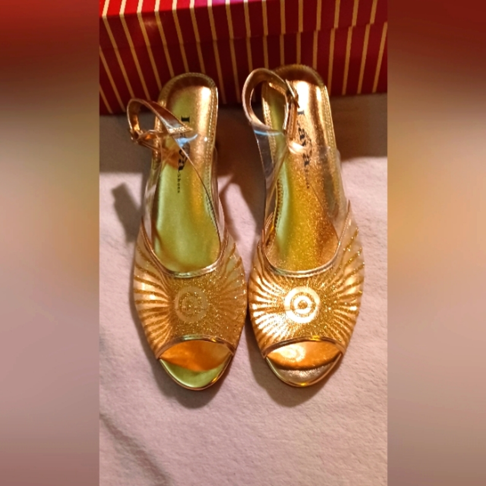 New Lava gold dress shoes